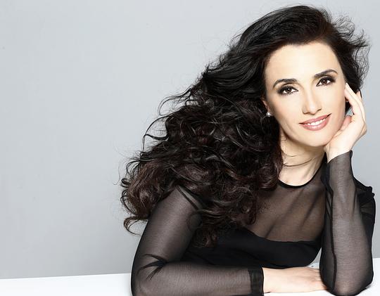 埃尔莫利拉·亚霍 Ermonela Jaho照片