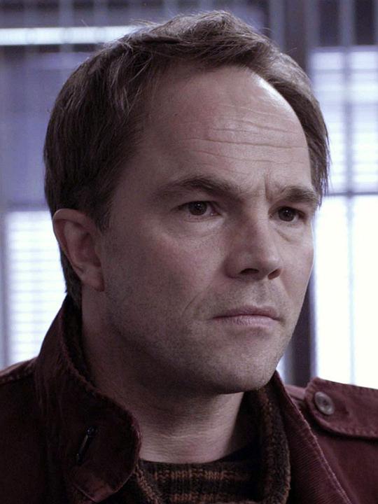 乔恩·奥伊登 Jon Øigarden照片