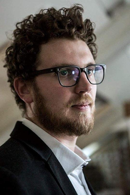 威廉·麦格雷戈 William McGregor照片