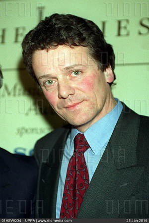 罗宾·洛 Robin Lough照片