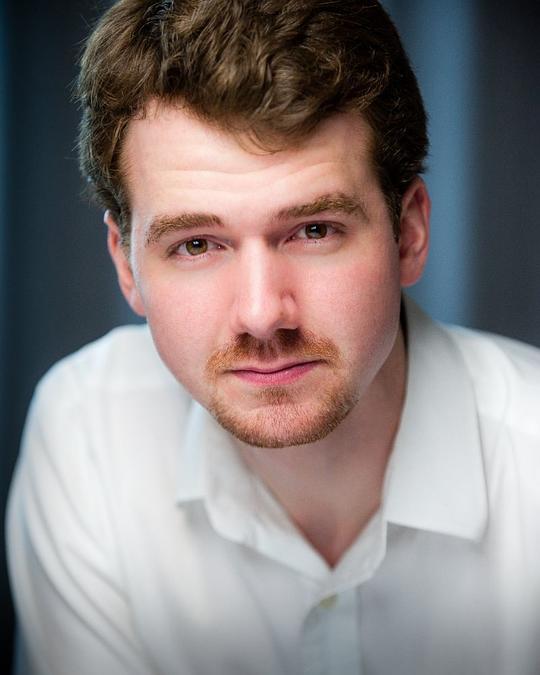 米迦勒·博迪 Michael Bodie照片