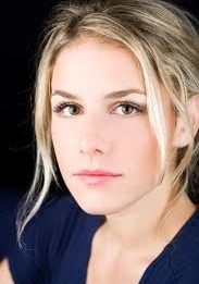 艾利克斯·威尔顿·里根 Alix Wilton Regan照片