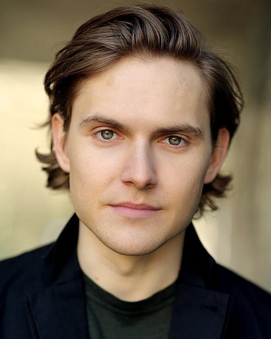 奥利弗·库珀史密斯 Oliver Coopersmith照片