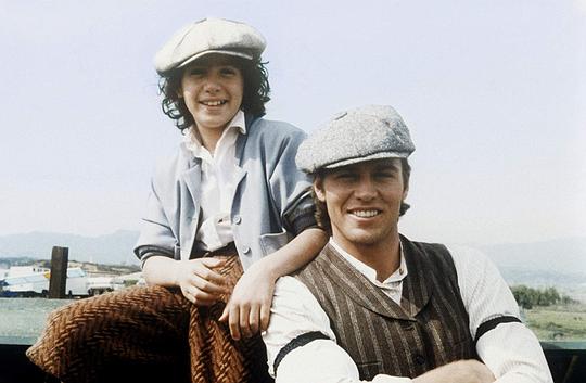 梅诺·佩卢斯 Meeno Peluce照片