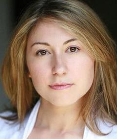 莎拉·彻姆 Sarah Churm照片