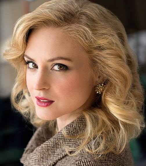 艾米丽·高斯 Emily Goss照片