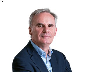 伊文·麦克阿斯基尔 Ewen MacAskill照片