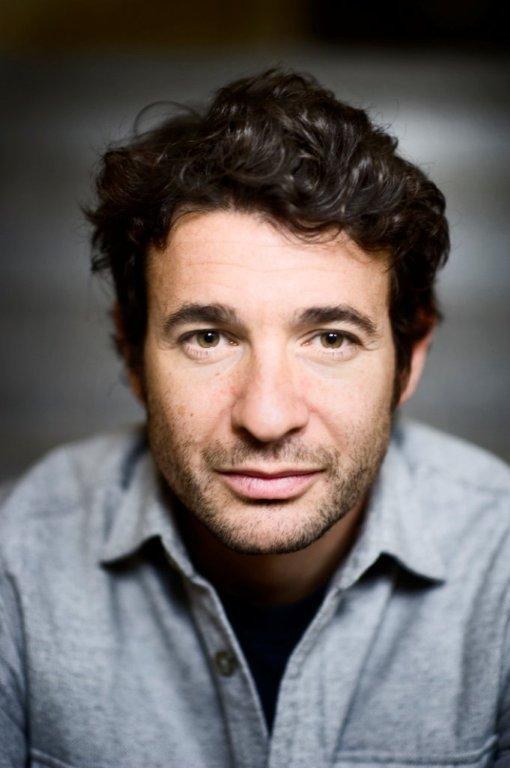 巴特·雷顿 Bart Layton照片