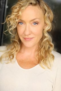 简·麦克尼尔 Jane McNeill照片