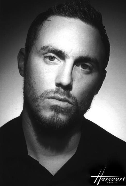 阿克塞尔·乌斯顿 Aksel Ustun照片