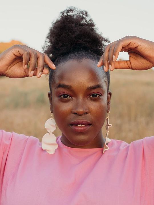 乌米·马萨库 Wunmi Mosaku照片