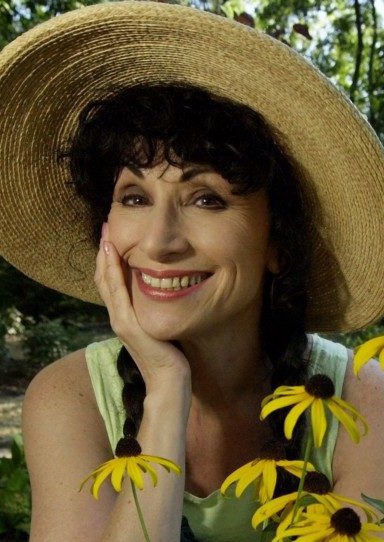 黛安·艾克曼 Diane Ackerman照片