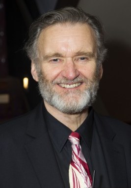 尼尔·麦考尔 Neil McCaul照片