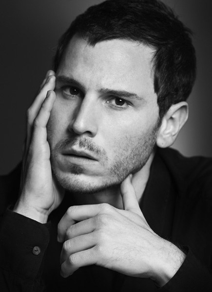 鲁本·奥查迪亚诺 Rubén Ochandiano照片