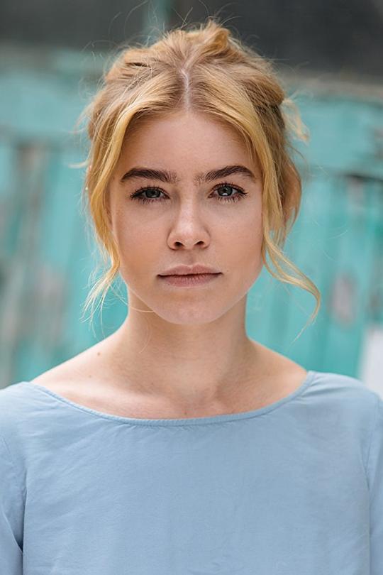 爱丽丝·桑德斯 Alice Sanders照片