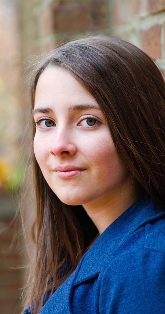 加布里埃尔·珀帕 Gabrielle Popa照片