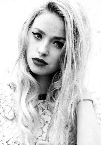 弗雷娅·梅弗 Freya Mavor照片