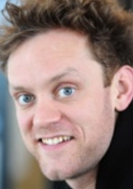 山姆·特劳顿 Sam Troughton照片