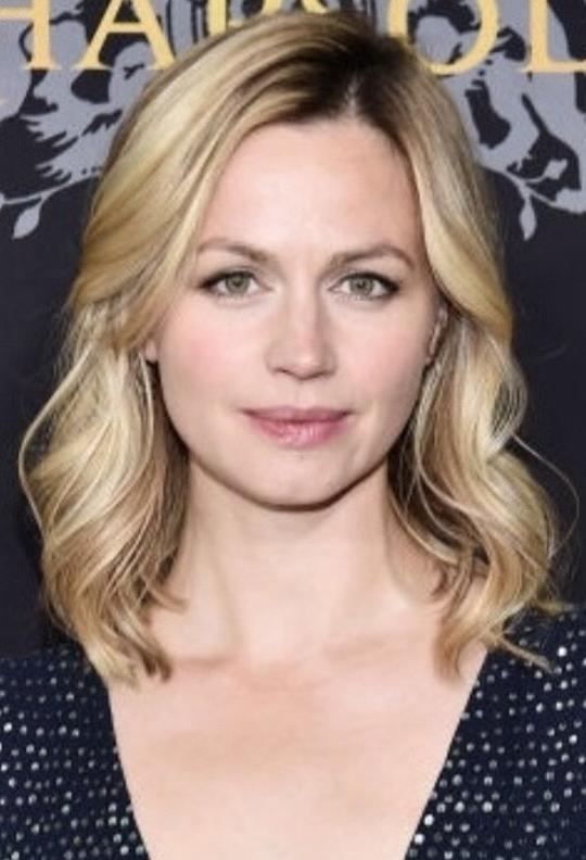 瑞贝卡·奈特 Rebecca Night照片