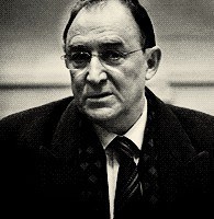 德尔莫特·克劳利 Dermot Crowley照片