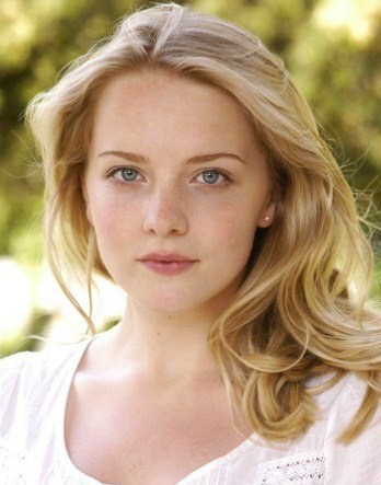 阿曼达·费尔班克-海恩斯 Amanda Fairbank-Hynes照片