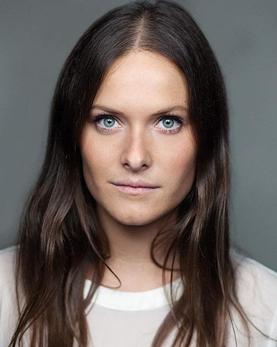 莉莉·奈特 Lily Knight照片