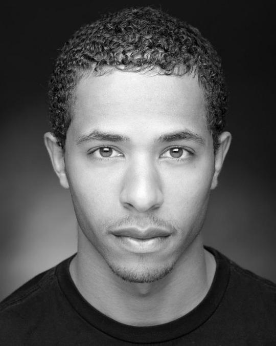 欧韦尔利·罗奇 Ukweli Roach照片