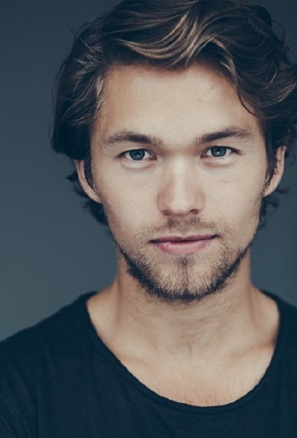 雅各布·奥福特布罗 Jakob Oftebro照片