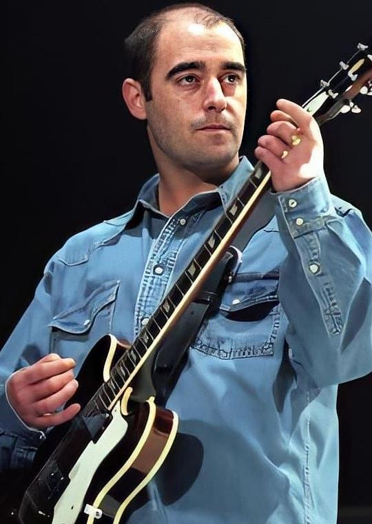 保罗·阿瑟斯 Paul Arthurs照片