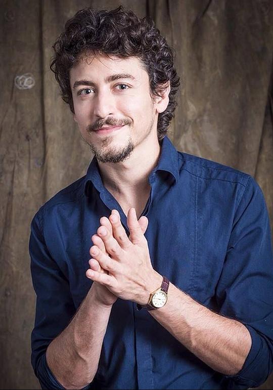 热苏伊塔·巴尔博萨 Jesuita Barbosa照片