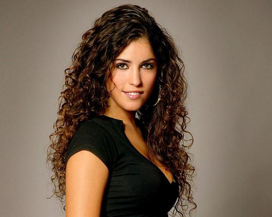 约兰特·卡鲍乌 Yolanthe Cabau van Kasbergen照片