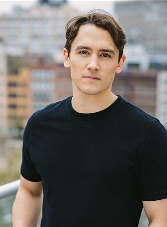 安东尼·奥利里 Anthony O'Leary照片