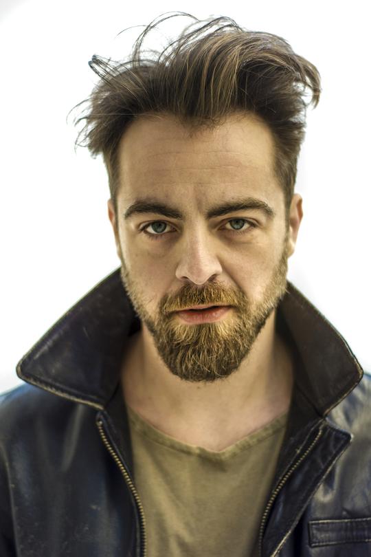 普罗米修斯·阿利费尔 Prometheus Aleifer照片