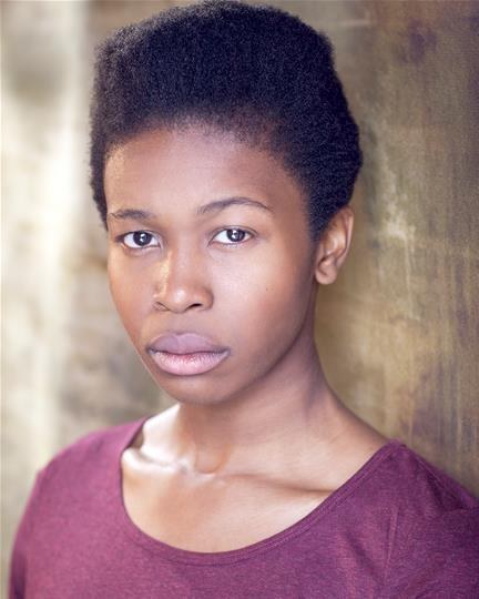 格洛里亚·奥比安约 Gloria Obianyo照片