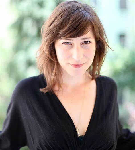 艾米·哈克 Amy Huck照片