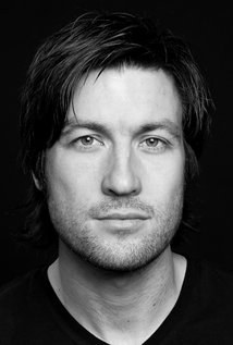 利亚姆·麦克马洪 Liam McMahon照片