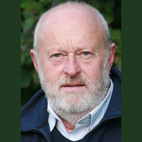 詹姆斯·沃里尔 James Warrior照片