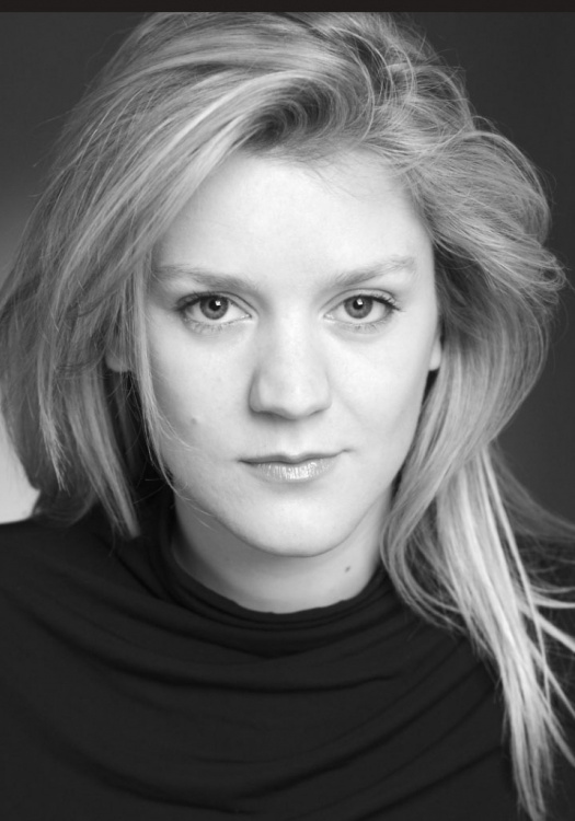 奥利维亚·波莉 Olivia Poulet照片