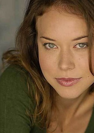 Alexandra Staden照片