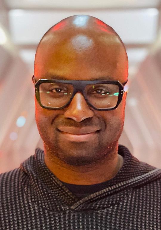 奥拉顿德·奥逊山米 Olatunde Osunsanmi照片