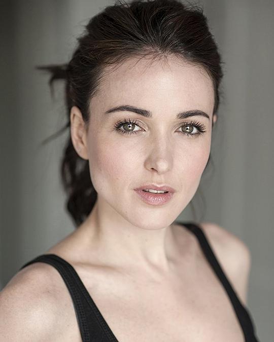 凯伦·汉森 Karen Hassan照片