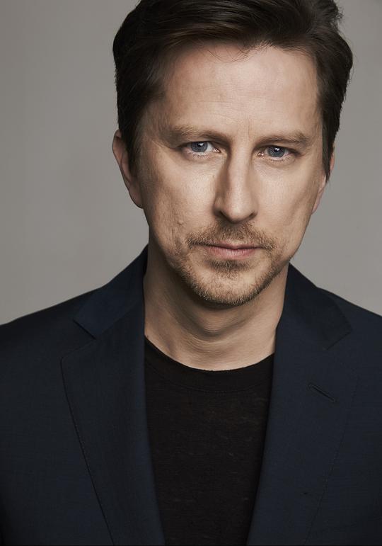 李·恩格里比 Lee Ingleby照片
