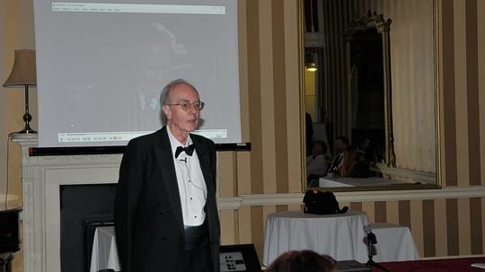 莱斯利·梅格黑 Leslie Megahey照片