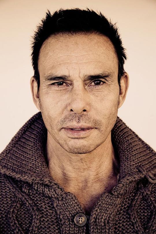 劳尔·特鲁希洛 Raoul Trujillo照片