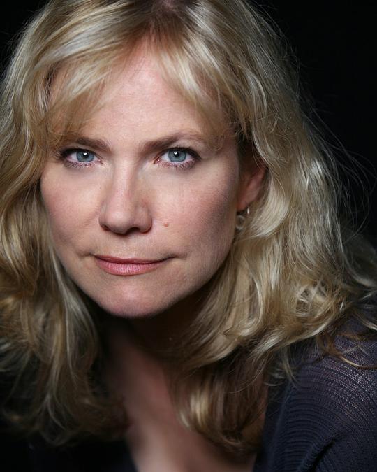 阿比盖尔·克鲁特登 Abigail Cruttenden照片