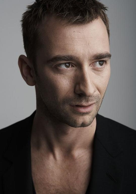 查理·孔杜 Charlie Condou照片