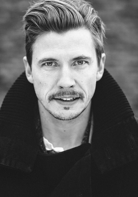 托马斯·沃斯 Thomas Voss照片