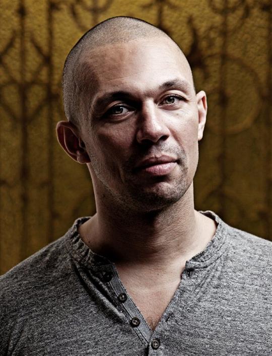 朱利安·赛里 Julien Seri照片