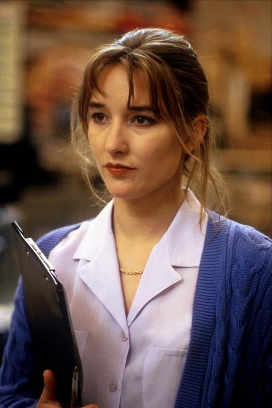 艾米莉·伍夫 Emily Woof照片