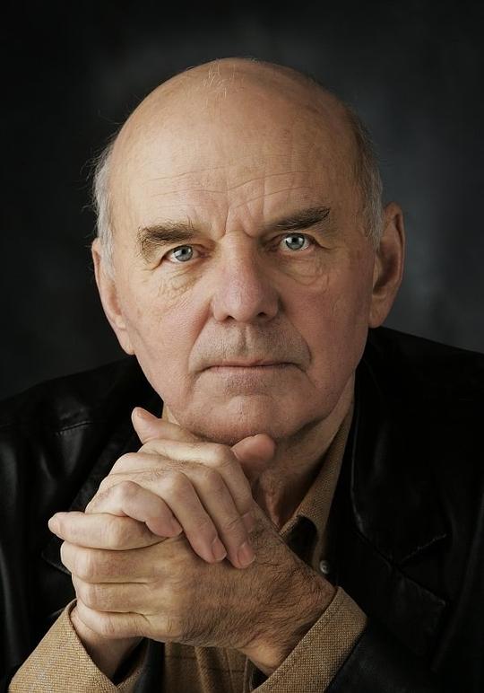 伦纳特·胡尔斯特罗姆 Lennart Hjulström照片